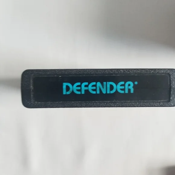 1981 Defender Atari Video Game - Picture 3 of 4